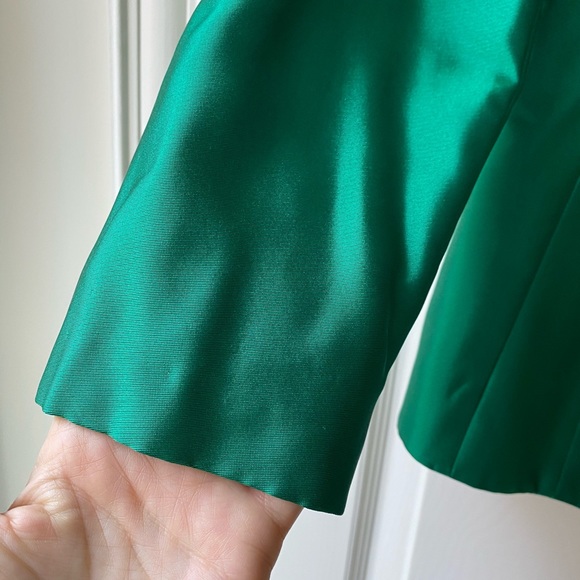 Giorgio Armani Women’s Emerald Pant Suit - Picture 6 of 6